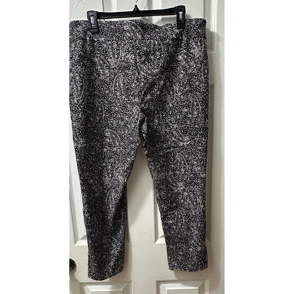 Counterparts Womens XL Black White Paisley Pull On Cropped Pants Button Hem - Picture 7 of 10